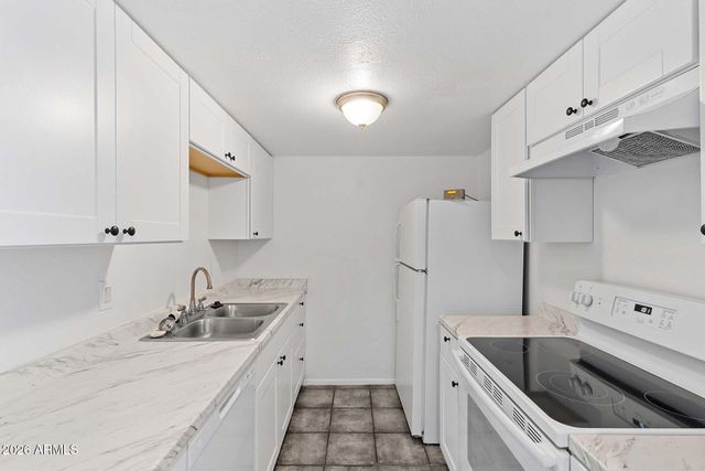 5202 N 42ND Lane, Phoenix, AZ 85019