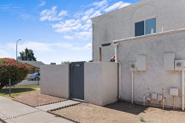 5202 N 42ND Lane, Phoenix, AZ 85019