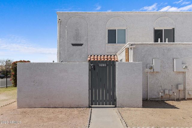 5202 N 42ND Lane, Phoenix, AZ 85019