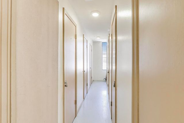 400 Ascot Drive 1M, Park Ridge, IL 60068