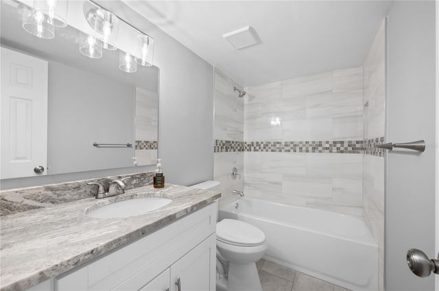 3411 CLARK ROAD 112, Sarasota, FL 34231