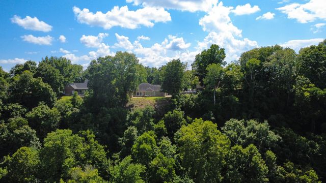 1741 Riverhaven Dr, Adams, TN 37010
