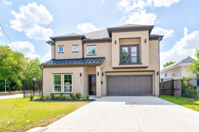 8430 Grandview Street, Houston, TX 77051
