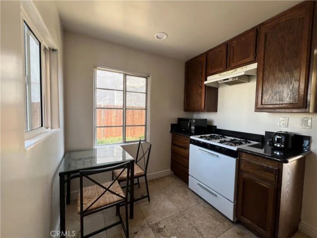 5255 Denny Ave, North Hollywood, CA 91601