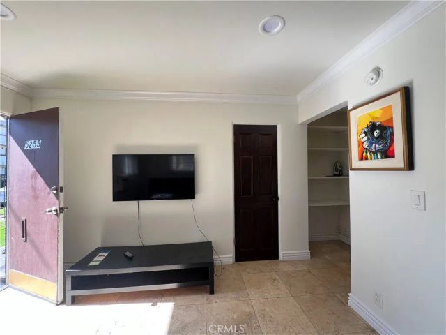 5255 Denny Ave, North Hollywood, CA 91601