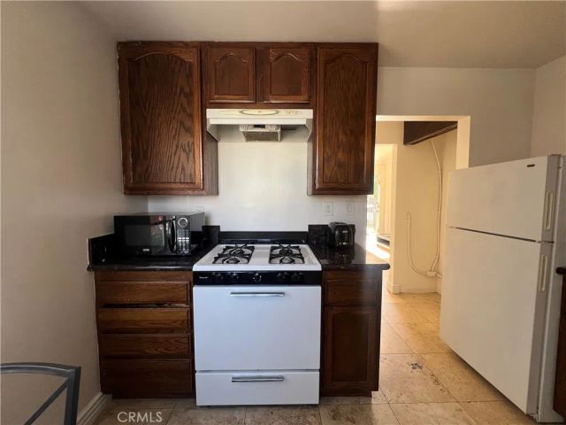 5255 Denny Ave, North Hollywood, CA 91601