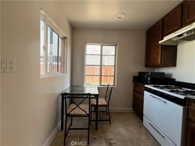 5255 Denny Ave, North Hollywood, CA 91601