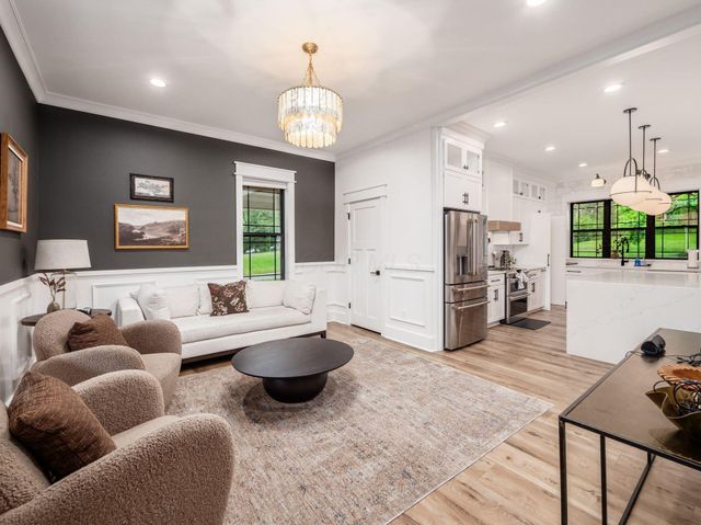 4916 Olentangy River Road, Delaware, OH 43015