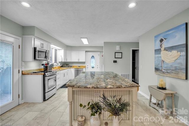 139 Alpine Drive, Wilkesboro, NC 28697