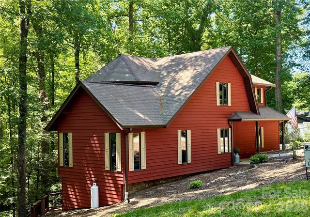 139 Alpine Drive, Wilkesboro, NC 28697
