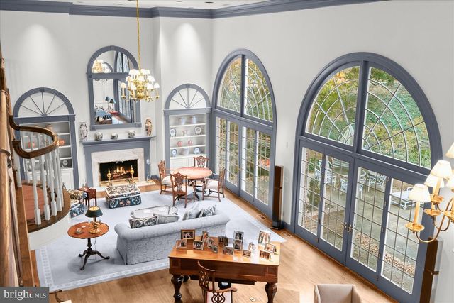 949 BELLVIEW RD, Mclean, VA 22102