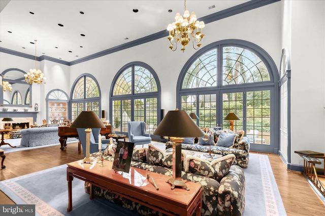 949 BELLVIEW RD, Mclean, VA 22102