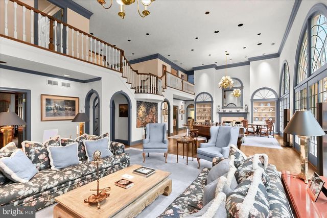 949 BELLVIEW RD, Mclean, VA 22102