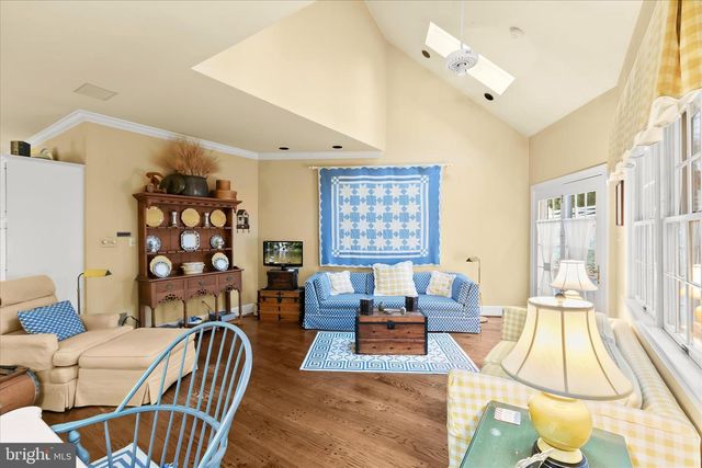 949 BELLVIEW RD, Mclean, VA 22102