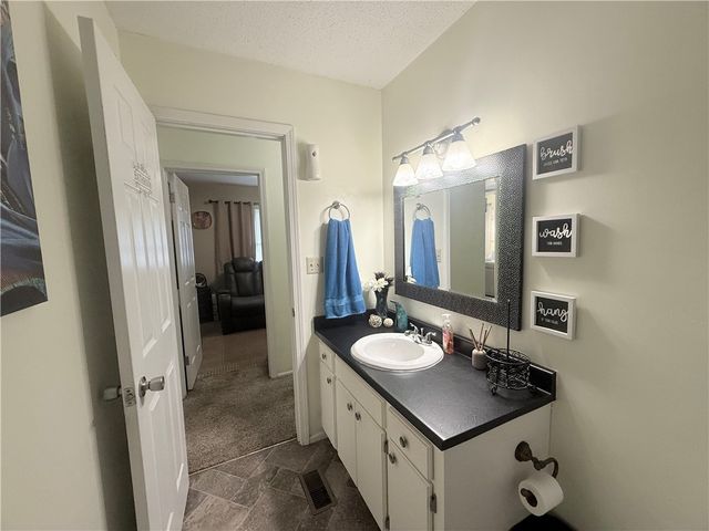 120 Guest Circle, Anderson, SC 29621