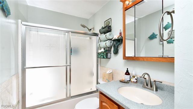 1004 Palmetto AVE, Lehigh Acres, FL 33972