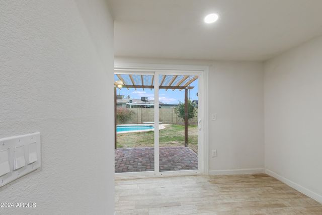 5929 W NANCY Road, Glendale, AZ 85306