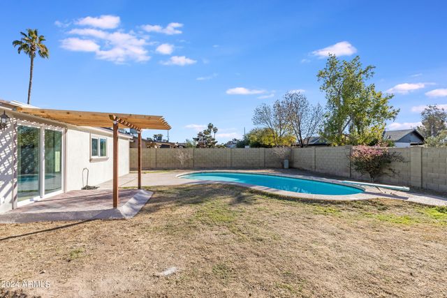 5929 W NANCY Road, Glendale, AZ 85306