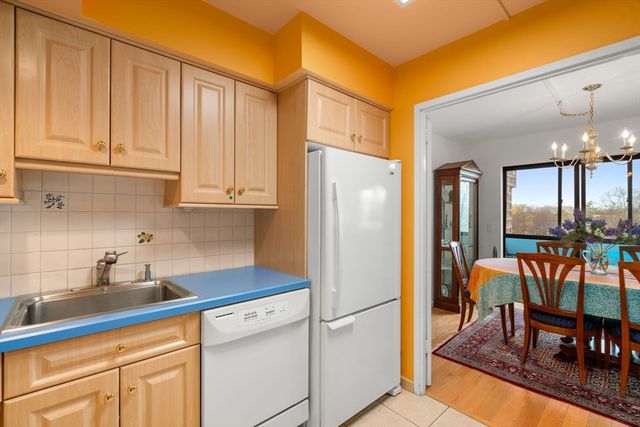 250 Hammond Pond Parkway 705S, Newton, MA 02467