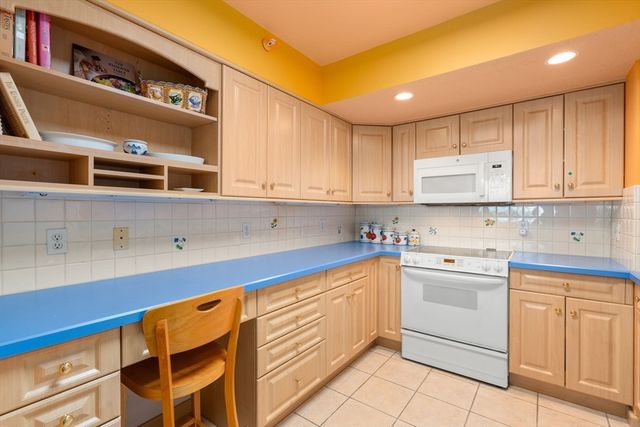 250 Hammond Pond Parkway 705S, Newton, MA 02467