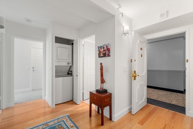 250 Hammond Pond Parkway 705S, Newton, MA 02467