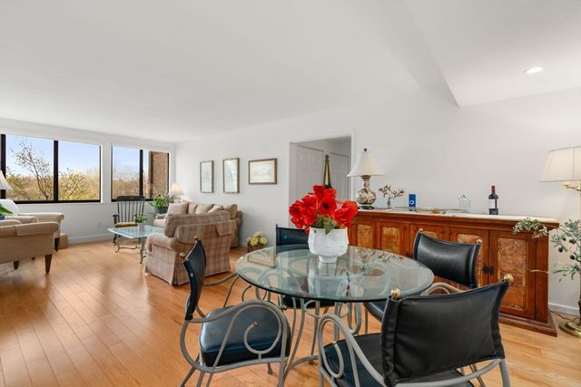 250 Hammond Pond Parkway 705S, Newton, MA 02467