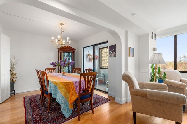 250 Hammond Pond Parkway 705S, Newton, MA 02467