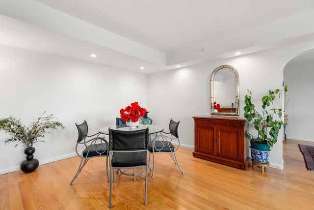 250 Hammond Pond Parkway 705S, Newton, MA 02467