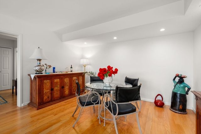 250 Hammond Pond Parkway 705S, Newton, MA 02467