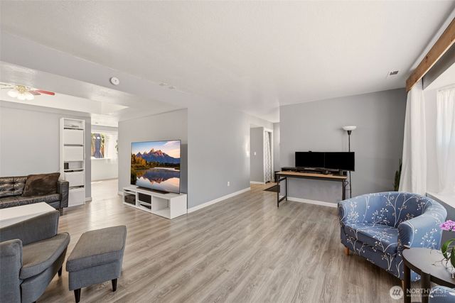 18930 SE 263rd Street, Covington, WA 98042
