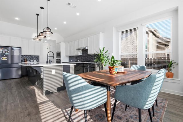 929 Mollie McBride LN, Leander, TX 78641