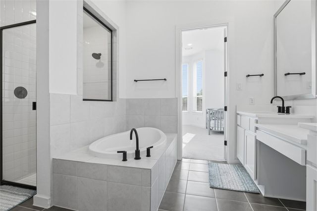 929 Mollie McBride LN, Leander, TX 78641