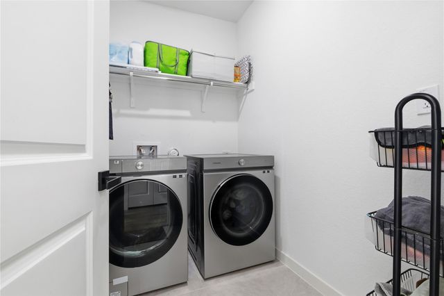 929 Mollie McBride LN, Leander, TX 78641