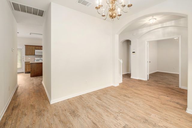 102 Chandler Pointe LOOP, Round Rock, TX 78665