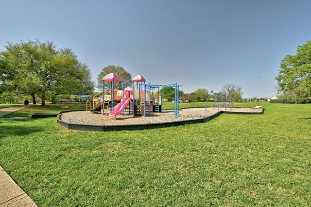 102 Chandler Pointe LOOP, Round Rock, TX 78665