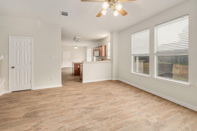 102 Chandler Pointe LOOP, Round Rock, TX 78665