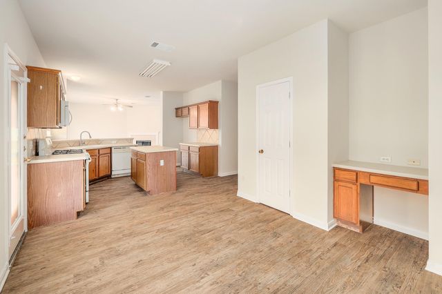 102 Chandler Pointe LOOP, Round Rock, TX 78665