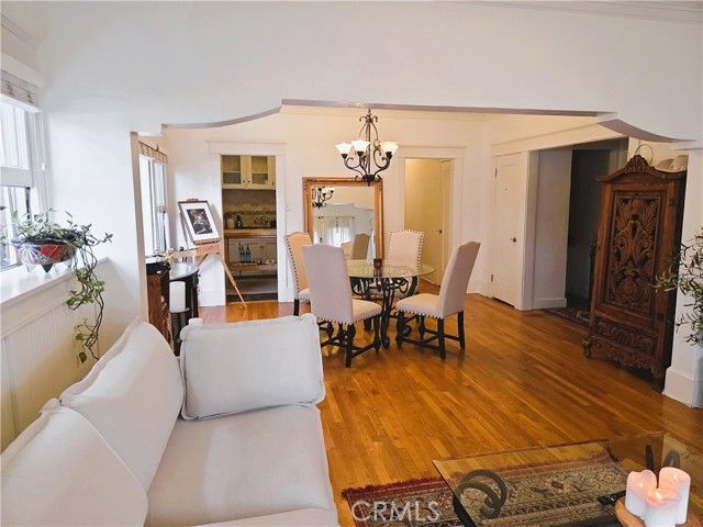 219 Redondo Avenue, Long Beach, CA 90803