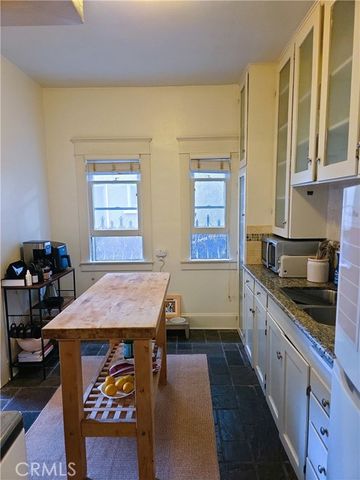 219 Redondo Avenue, Long Beach, CA 90803