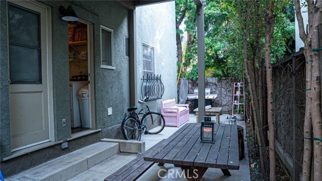 219 Redondo Avenue, Long Beach, CA 90803