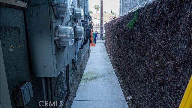 219 Redondo Avenue, Long Beach, CA 90803