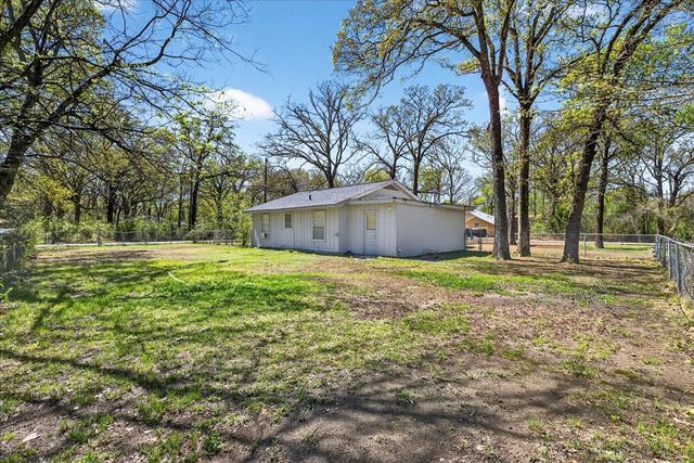 131 Sierra Madre Street, Payne Springs, TX 75156