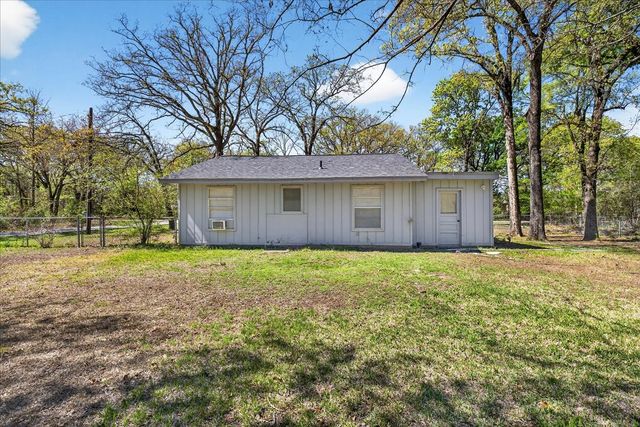 131 Sierra Madre Street, Payne Springs, TX 75156