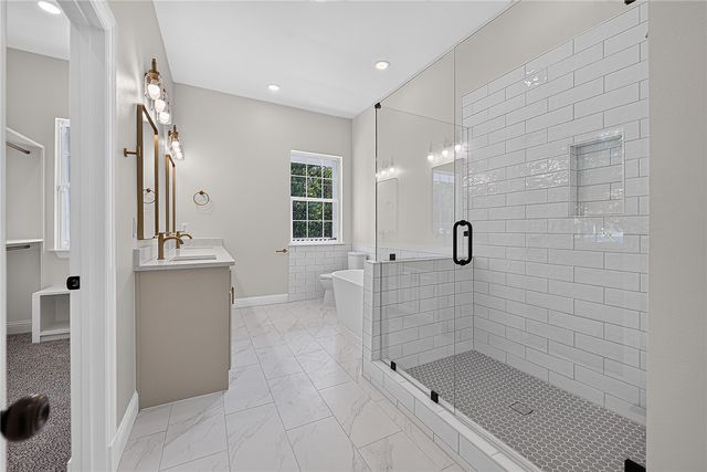 17 Sandhurst Drive, Bella Vista, AR 72714