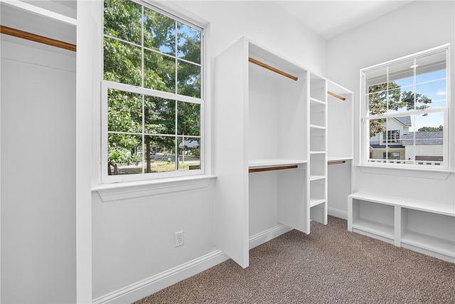 17 Sandhurst Drive, Bella Vista, AR 72714