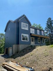 89 Leslie Road, Newburgh, NY 12550
