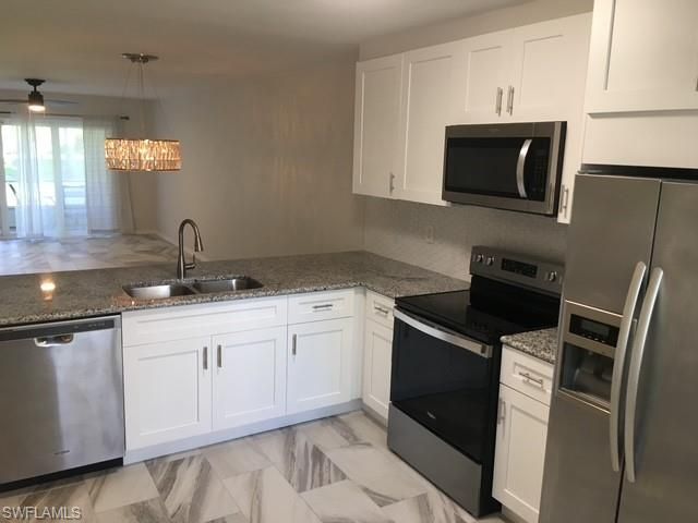 3491 County Barn RD # E102, Naples, FL 34112