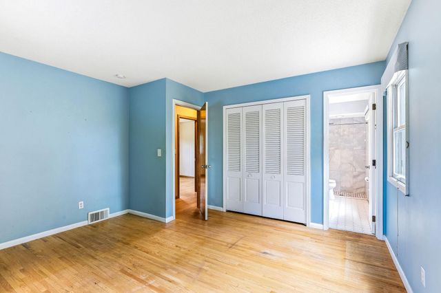 7033 Courtly Road, Woodbury, MN 55125