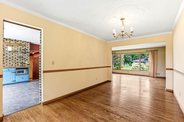7033 Courtly Road, Woodbury, MN 55125