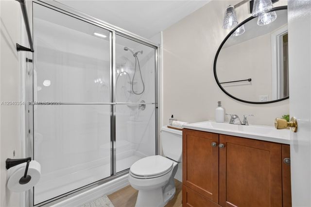 630 Tennis Club Dr 107, Fort Lauderdale, FL 33311
